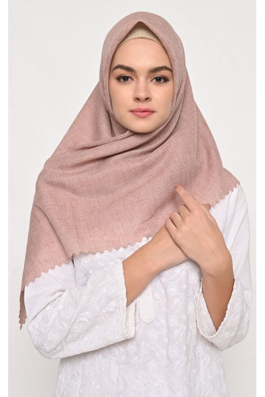 Hijab Segi 4 Voal Zaffron Lasercut Stupa Rosybrown